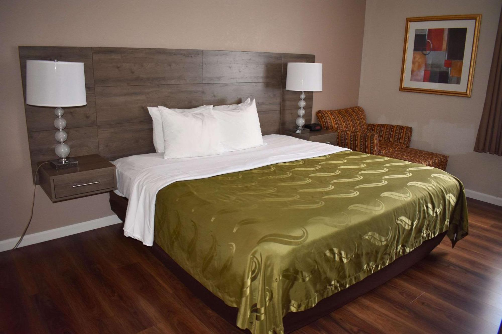 Quality Inn Vineland – Millville Eksteriør bilde